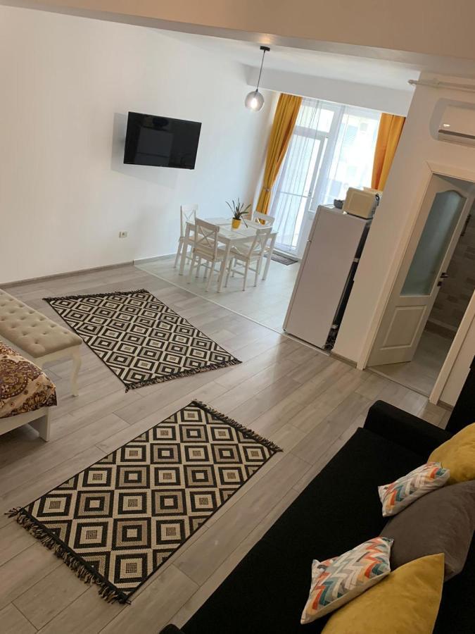 Garsoniera De La Mare Lejlighed Năvodari Eksteriør billede